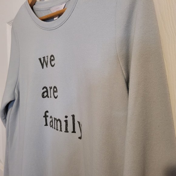 ๐ NWOT "we are family" Lauren Conrad Sweatshirt - Picture 1 of 5